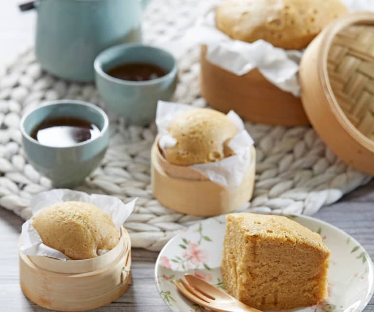 Traditional Steamed Ji Dan Gao / Kueh Neng Ko (Chinese Steamed Egg Sponge  Cake)