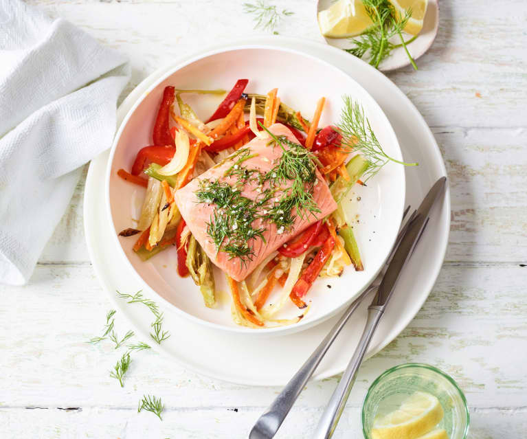 Dill-Zitronen-Lachs mit Ofengemüse