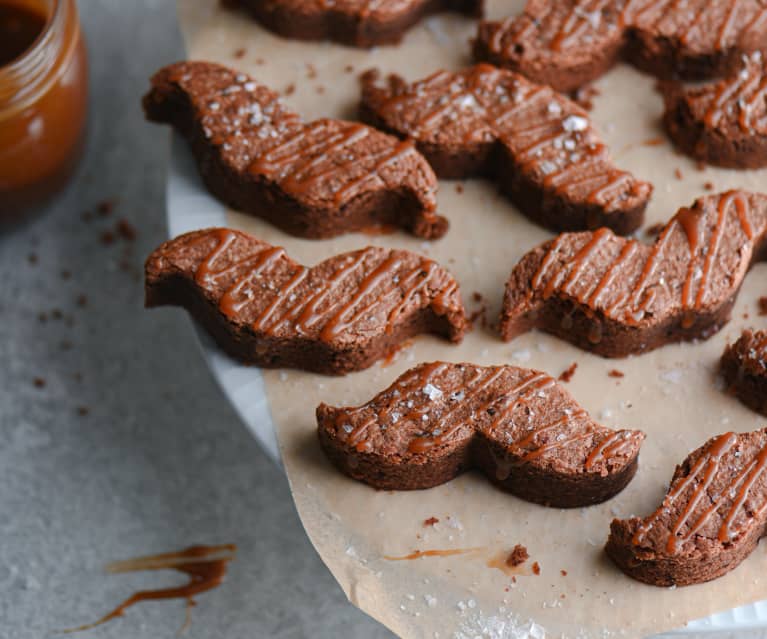 Brownies de café em forma de bigodes