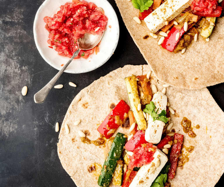 Fajitas de tofu e vegetais