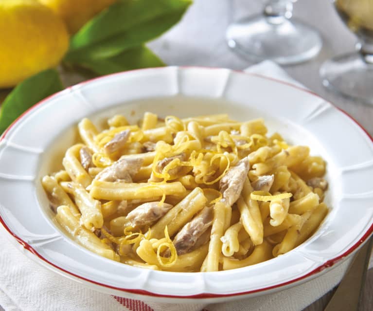 Penne pasta with tuna - Cookidoo® – the official Thermomix® recipe platform