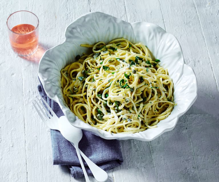 Linguine in Zitronen-Kapern-Sauce