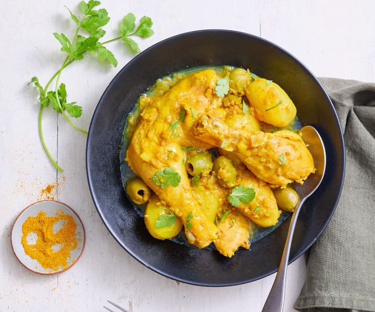 Tajine de poulet aux olives et pommes de terre