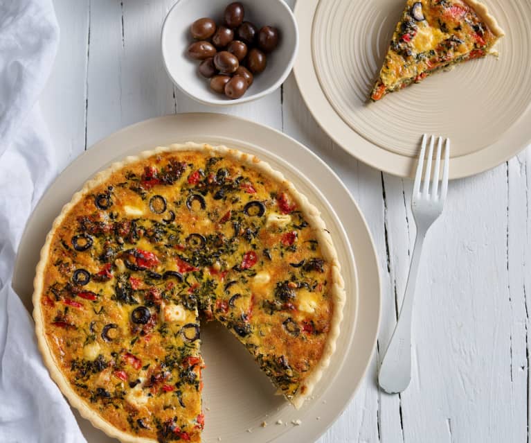 Quiche vegetariana com espinafres e pimentos