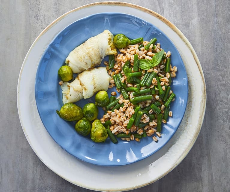 Farro, involtini di branzino e cavoletti di Bruxelles