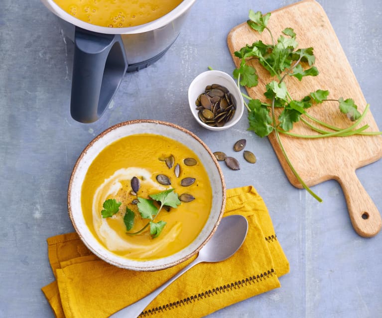 Soupe de patates douces, coco et poireaux