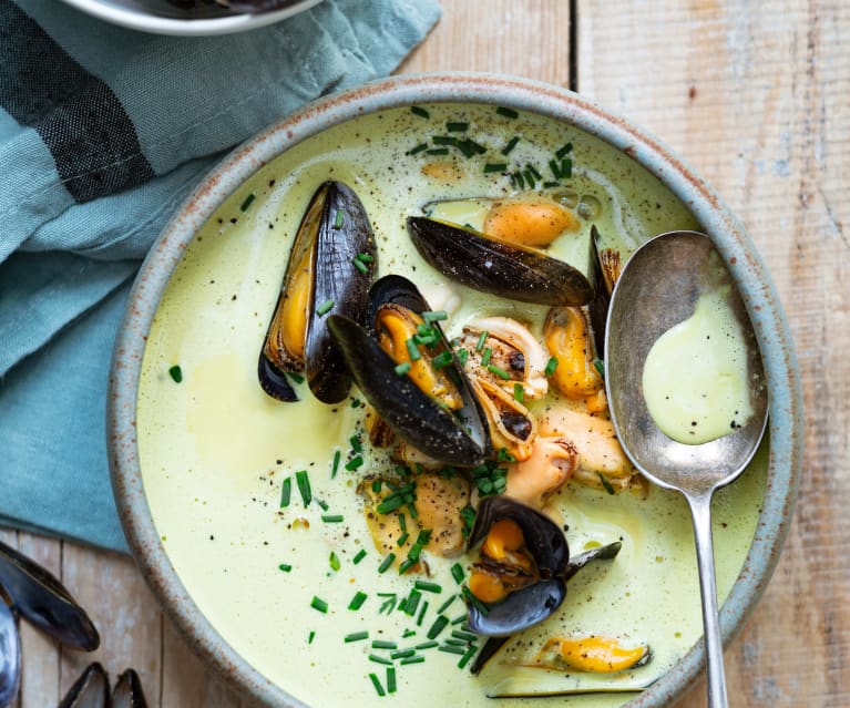 Soupe de moules épicée