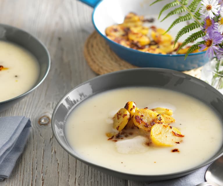 Stoßsuppe mit Erdäpfelgröstl