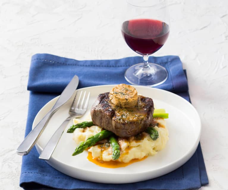 Grilled eye fillet with Café de Paris butter