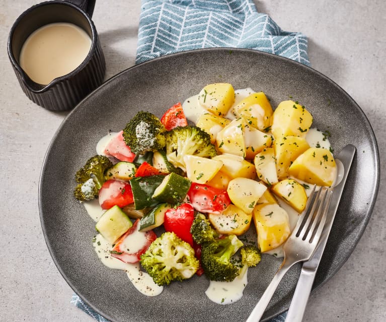 Kartoffeln Mit Buntem Gemuse Und Kasesauce Cookidoo Das Offizielle Thermomix Rezept Portal