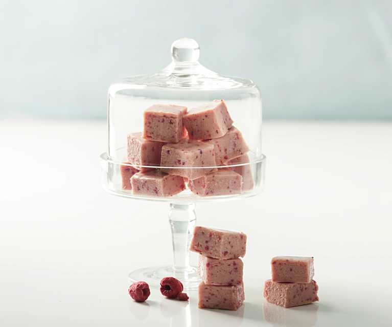 Fudge de chocolate blanco y frambuesa Fudge de chocolate blanco y frambuesa