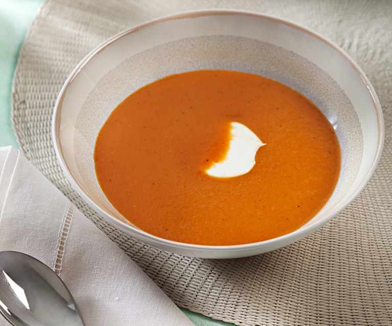 Peperoni-Crèmesuppe mit Ingwer Peperoni-Crèmesuppe mit Ingwer