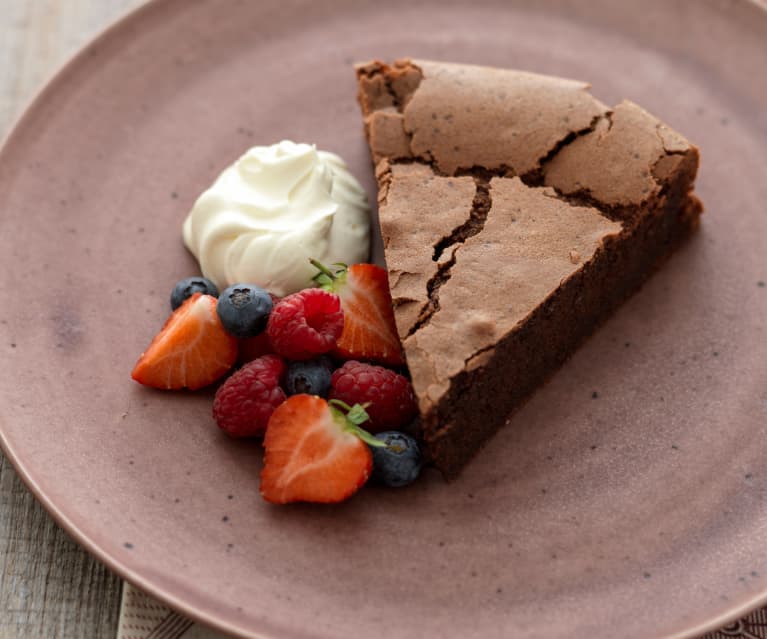 Chocolate Hazelnut Torte With Fresh Berries Cookidoo The Official Thermomix Recipe Platform