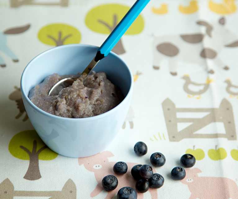 Banana and Blueberry Quinoa Porridge Banana and Blueberry Quinoa Porridge