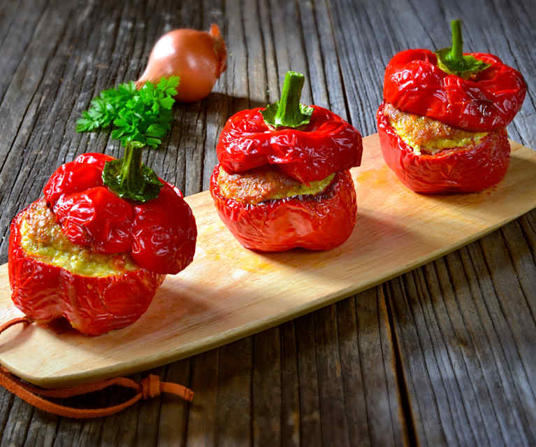 Peperoni ripieni di carne Peperoni ripieni di carne