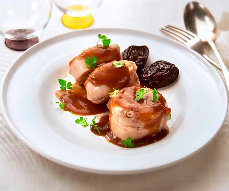 Filetto di coniglio con salsa alle prugne Filetto di coniglio con salsa alle prugne