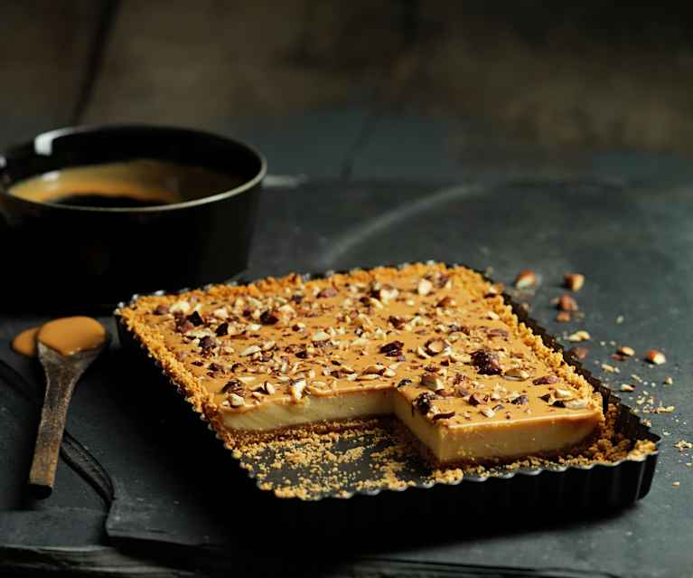 Cheesecake de forno com caramelo e amêndoa Cheesecake de forno com caramelo e amêndoa
