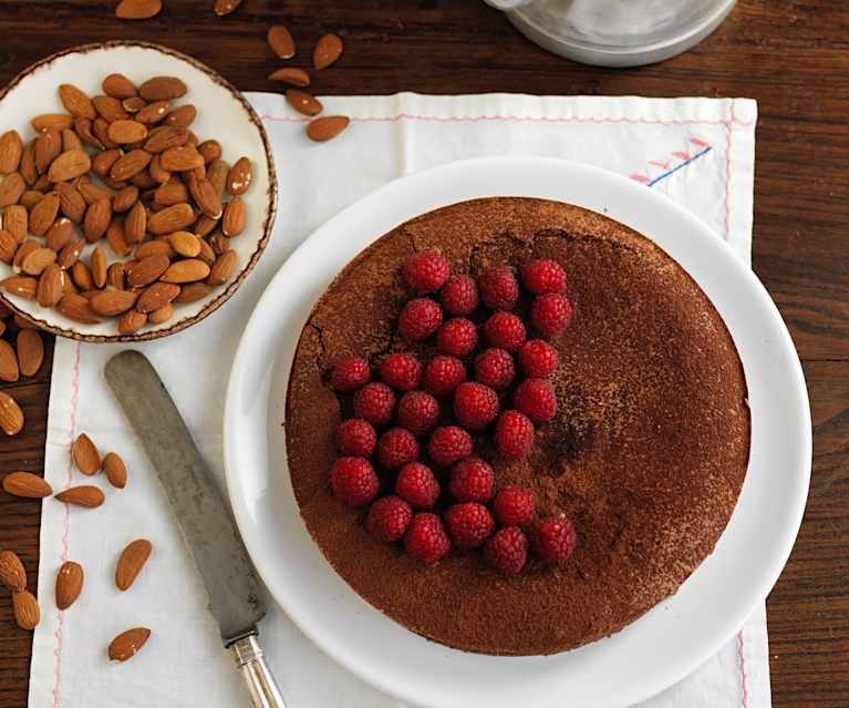 Bolo de chocolate e amêndoa Bolo de chocolate e amêndoa