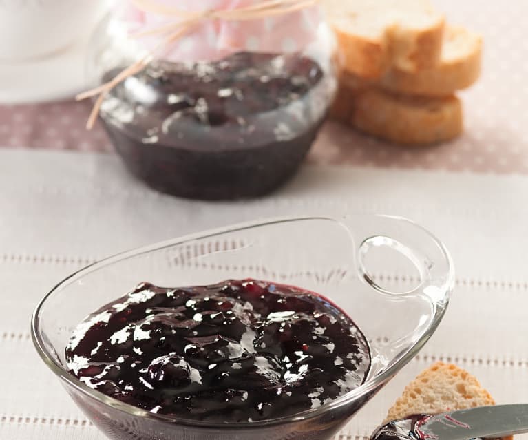 Confiture légère aux cerises et fraises Confiture légère aux cerises et fraises