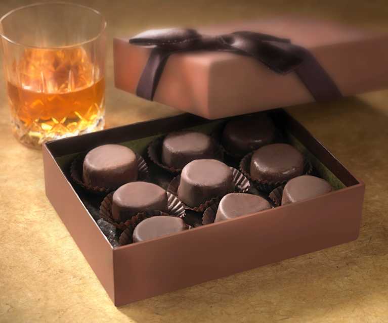 Diamanti ripieni di gelato al whisky Diamanti ripieni di gelato al whisky
