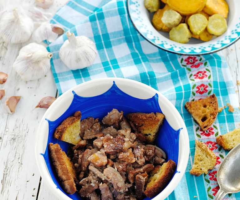 Carne em vinha de alhos Carne em vinha de alhos