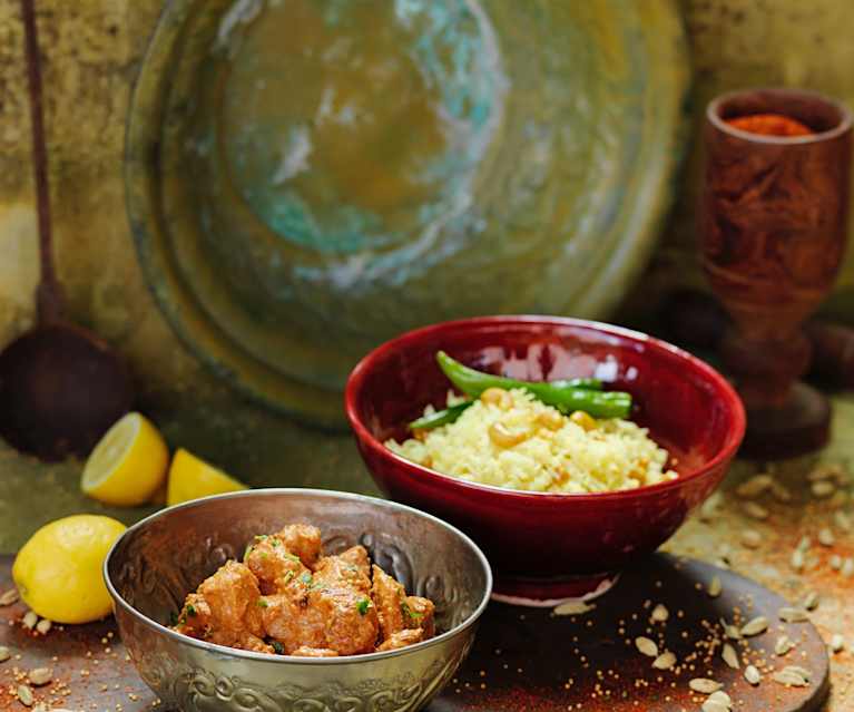 Tikka masala de frango com arroz de limão Tikka masala de frango com arroz de limão