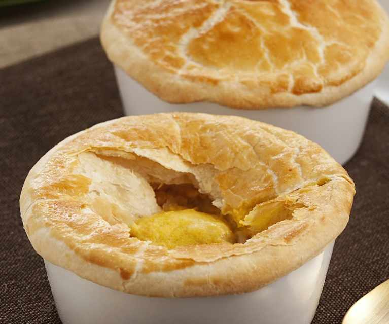 Crema de ahumados con sombrero de hojaldre Crema de ahumados con sombrero de hojaldre