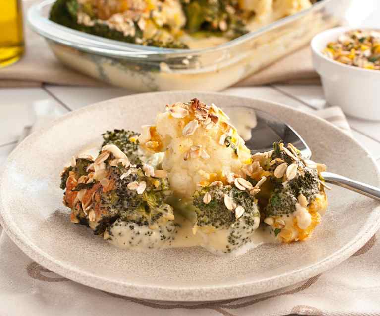 Broccoli and Oat Crumble with Vegan Cheese Broccoli and Oat Crumble with Vegan Cheese