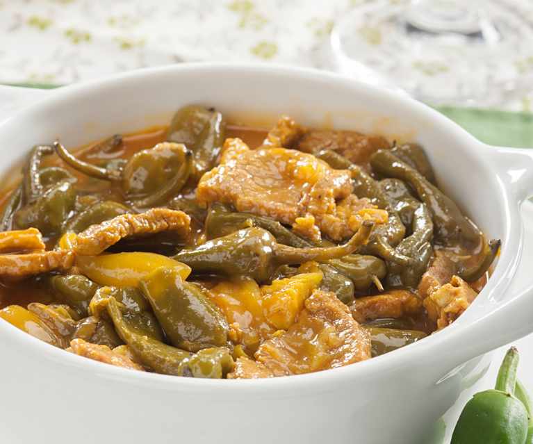 Estofado de cerdo y pimientos de Padrón Estofado de cerdo y pimientos de Padrón