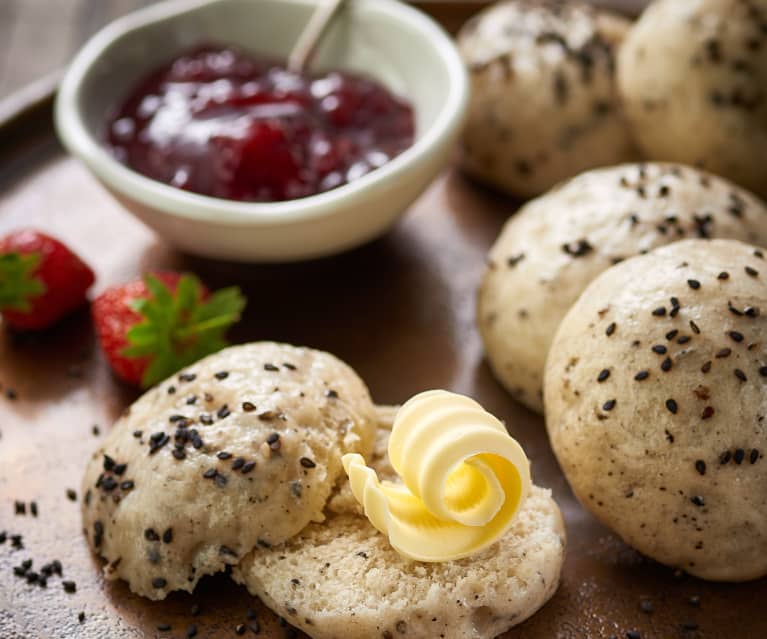 Steamed bread rolls