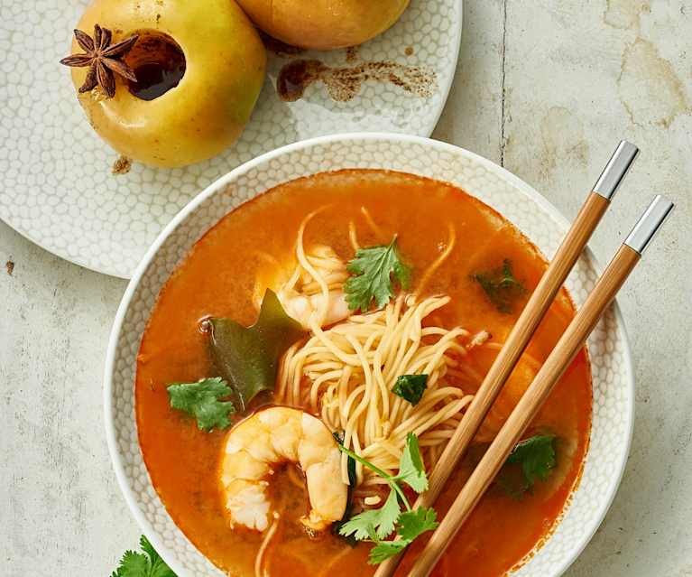 Thaise garnalenbouillon, kruidige appeltjes