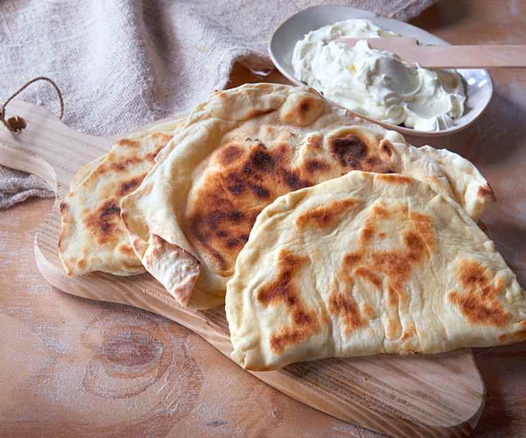 Cheese naan Cheese naan