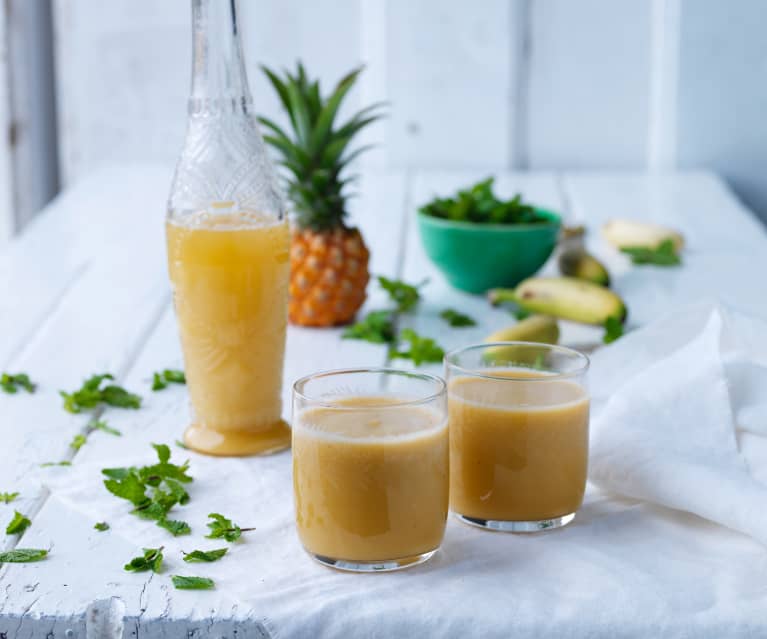Carrot and Pineapple Smoothie