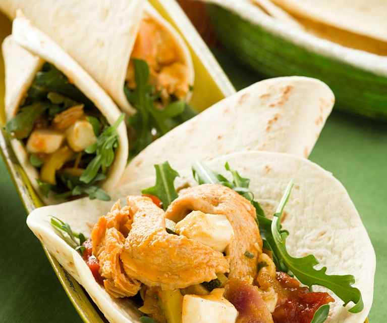 Fajitas de pollo, rúcula y calabacín Fajitas de pollo, rúcula y calabacín