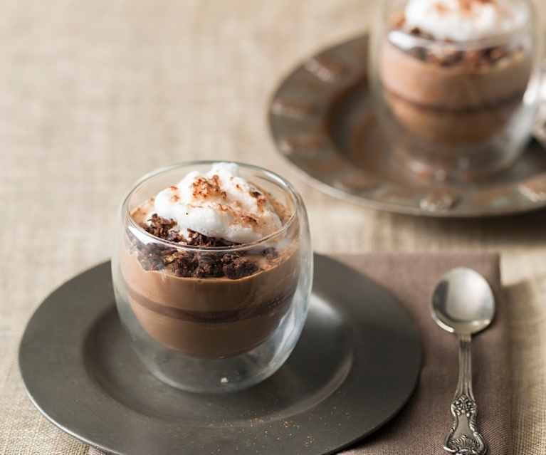 Layered chocolate cappucino cups Layered chocolate cappucino cups