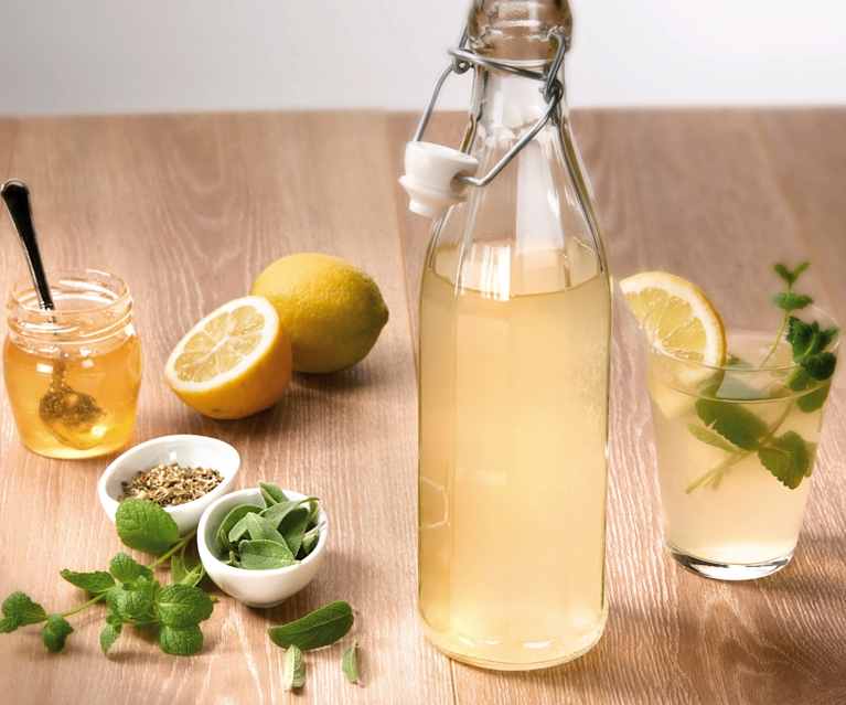 Tisana dissetante alle erbe Tisana dissetante alle erbe