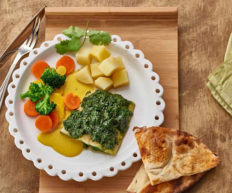 Indian-style Fish with Yoghurt Sauce, Potatoes and Vegetables