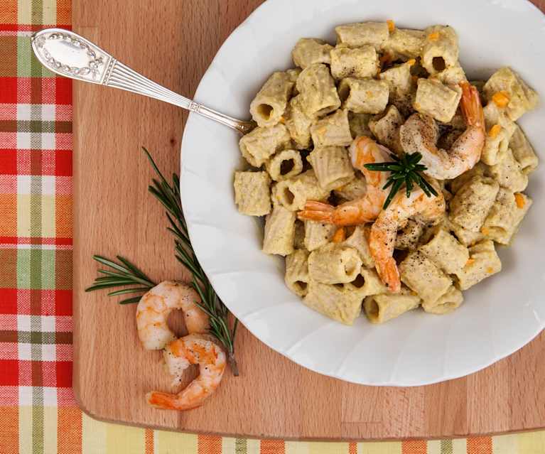 Volkorenpasta met garnalen en crème van kikkererwten Volkorenpasta met garnalen en crème van kikkererwten