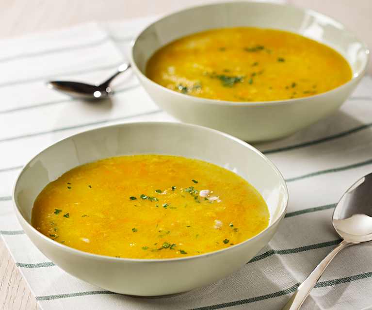 sopa de pollo con arroz