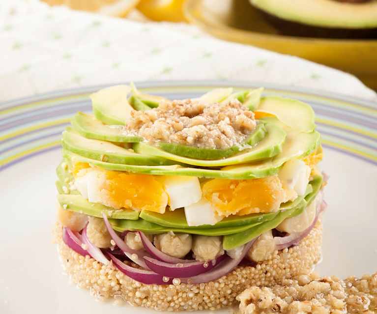 Ensalada de quinoa con vinagreta de nueces Ensalada de quinoa con vinagreta de nueces