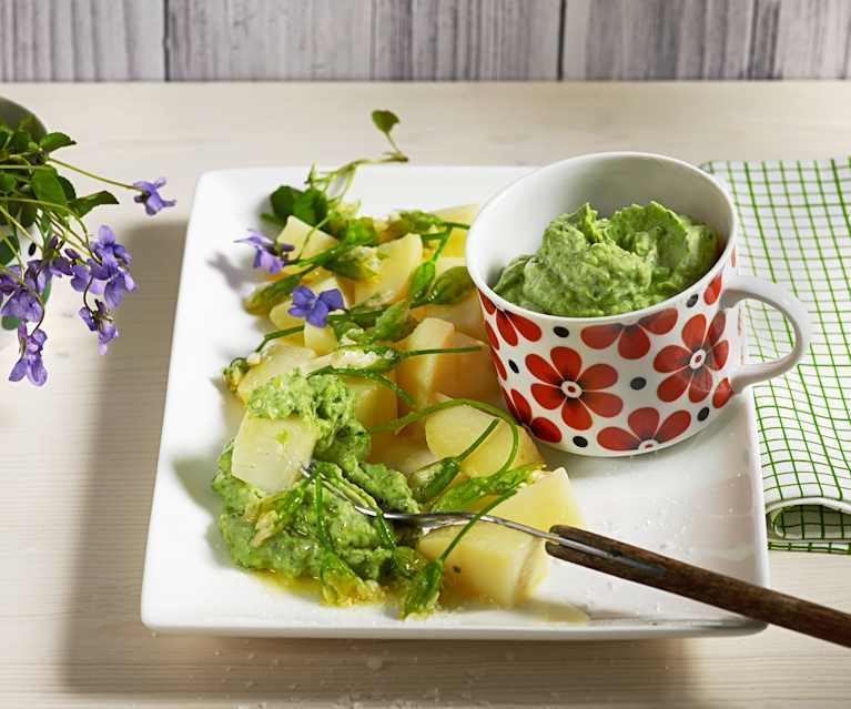 Erdäpfel mit Avocado-Bärlauchcreme Erdäpfel mit Avocado-Bärlauchcreme