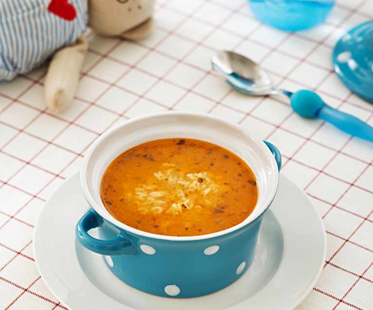 Zupa pomidorowa z makaronem Zupa pomidorowa z makaronem