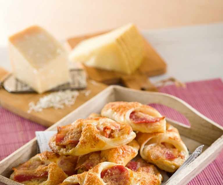 Cheese and Bacon Pastries Cheese and Bacon Pastries