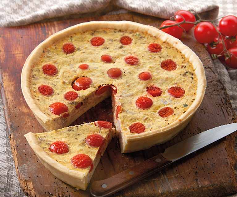 Torta salata al tonno e ciliegini Torta salata al tonno e ciliegini