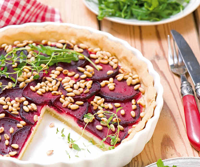 Tarta z kozim serem i pieczonymi burakami Tarta z kozim serem i pieczonymi burakami