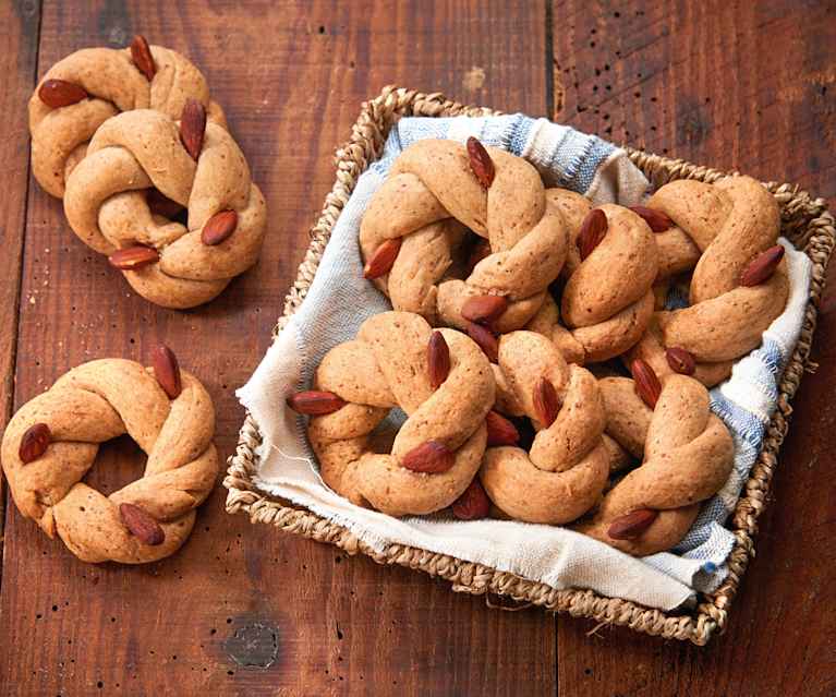 Taralli sugna e pepe Taralli sugna e pepe