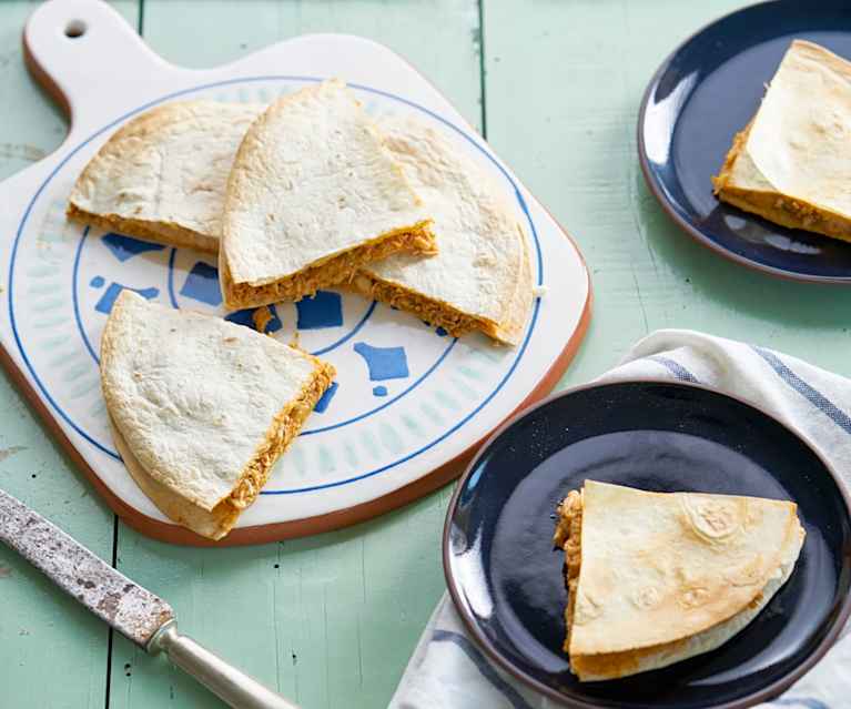 Quesadilha de frango e mozarela Quesadilha de frango e mozarela