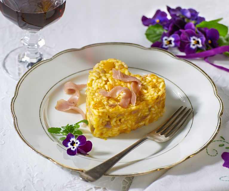 Risotto con zucca e tonno affumicato (per 2 persone) Risotto con zucca e tonno affumicato (per 2 persone)