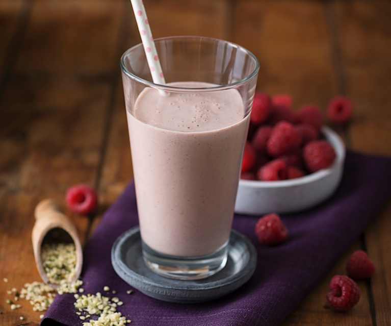 Hanf-Himbeer-Drink (vegan) Hanf-Himbeer-Drink (vegan)