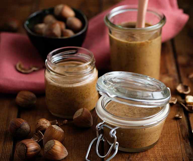 Haselnussmus (vegan) Haselnussmus (vegan)